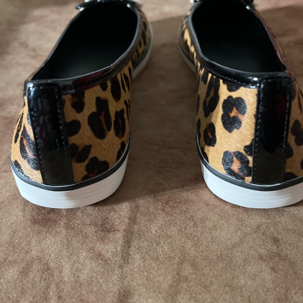 TORY BURCH SKYLER NIB AUTHENTIC CALF HAIR OCELOT LEOPARD BLK PATENT LEATHER FLAT - Picture 10 of 17